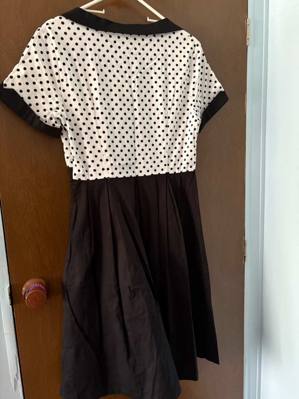 Lindy Bop Black and White Polka Dot Bow-Front Dress - Picture 4 of 6